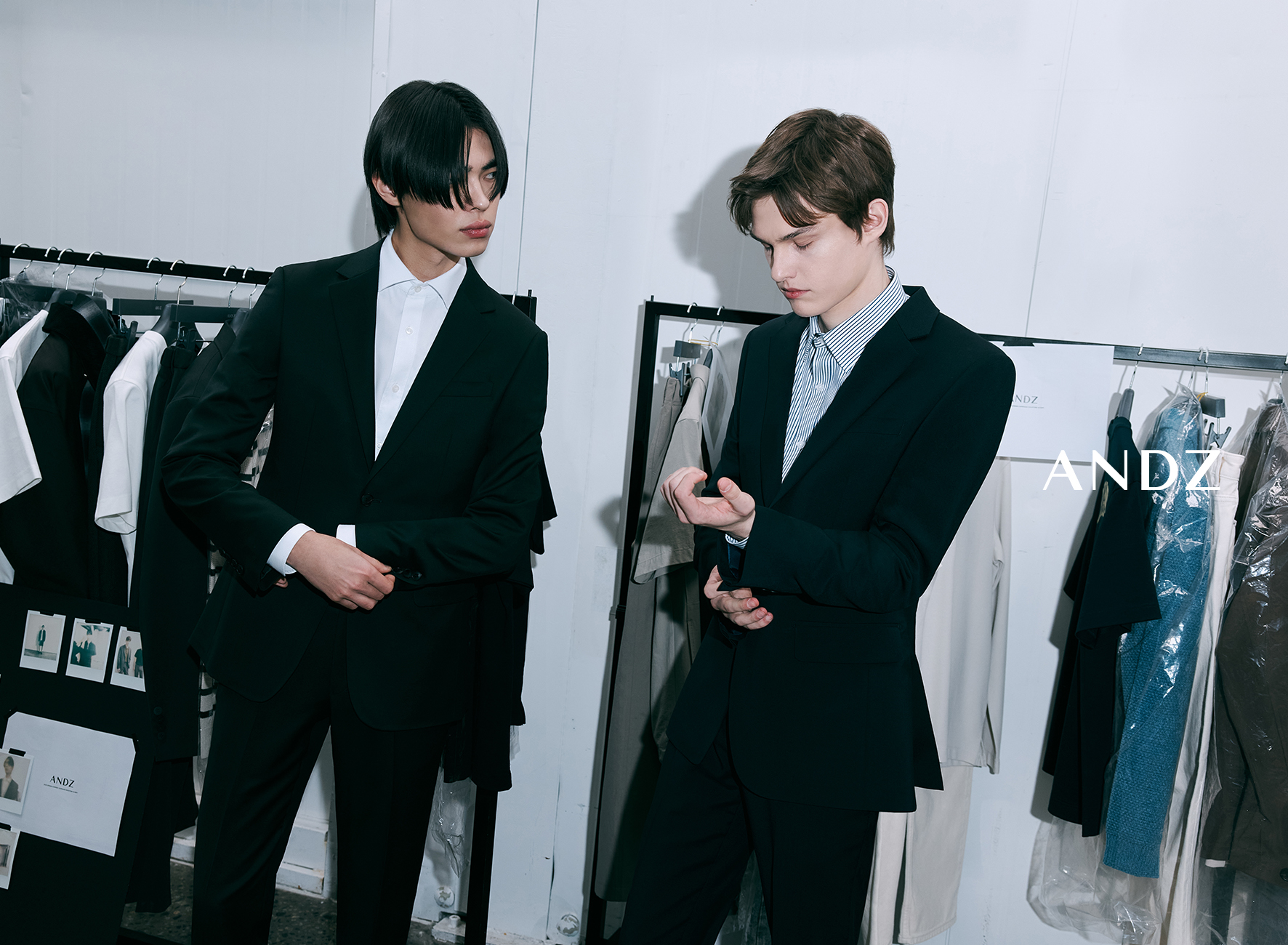 앤드지, 백 스테이지 연상케 하는 S/S 캠페인 눈길 27-Image